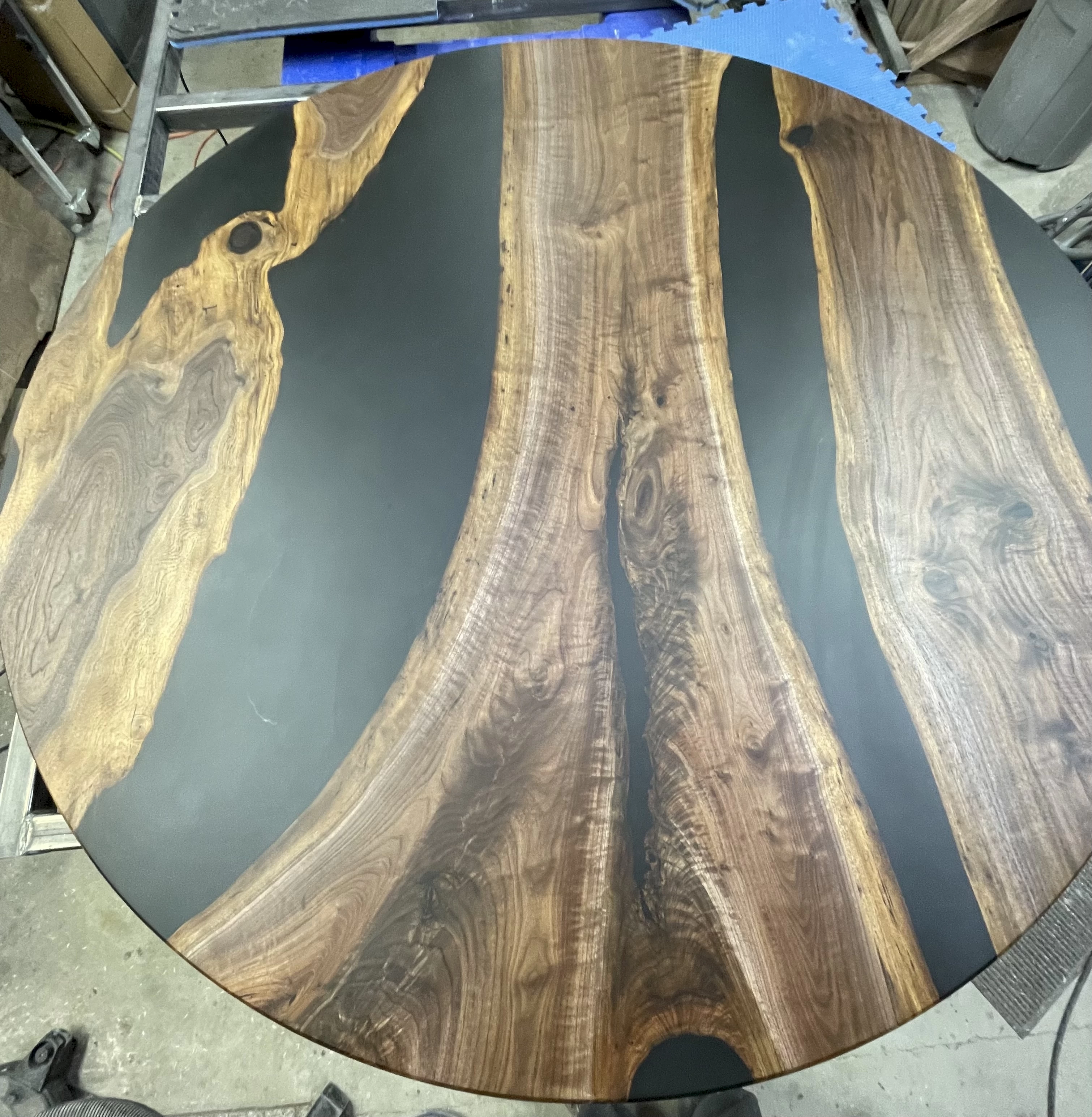 6ft Round Epoxy Table